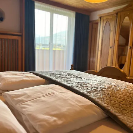 Hotel Edelweiss 3*