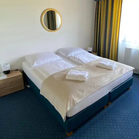Edelweiss Hotel