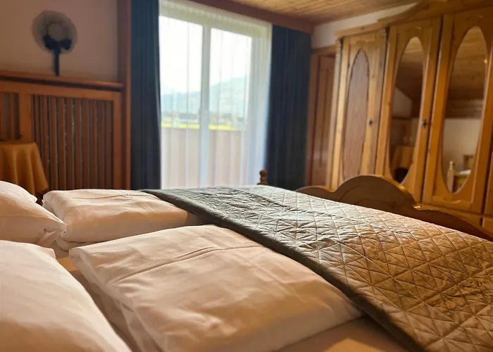 فندق Edelweiss 3*